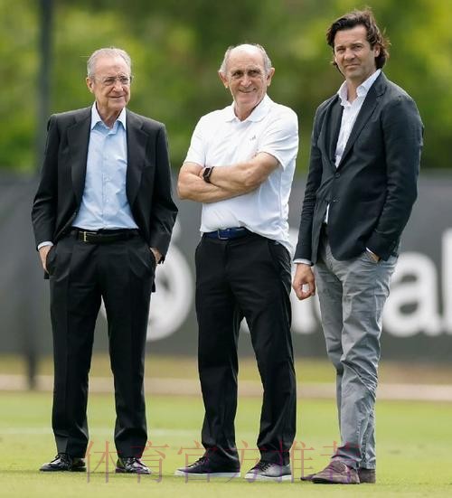 前教练:本菲卡中场弗洛伦蒂诺未来能去皇马 前教练:本菲卡中场弗洛伦蒂诺未来能去皇马